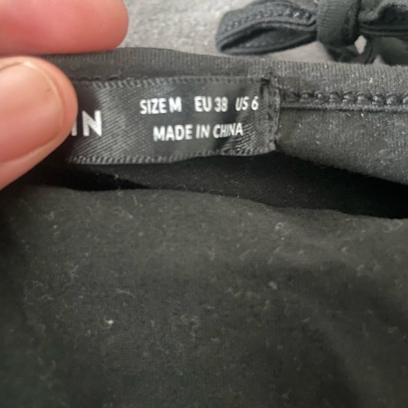 Two piece dress, perfect for festivals. Never worn and nice stretchy material. - Picture 2 of 2